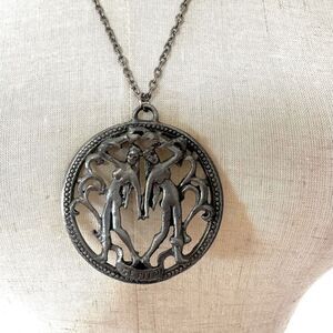 Vintage zodiac silver tone Gemini pendant necklace